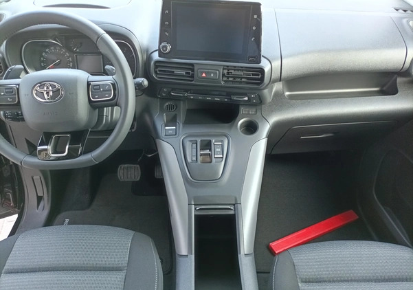 Toyota Proace City Verso cena 151900 przebieg: 1, rok produkcji 2024 z Bodzentyn małe 631